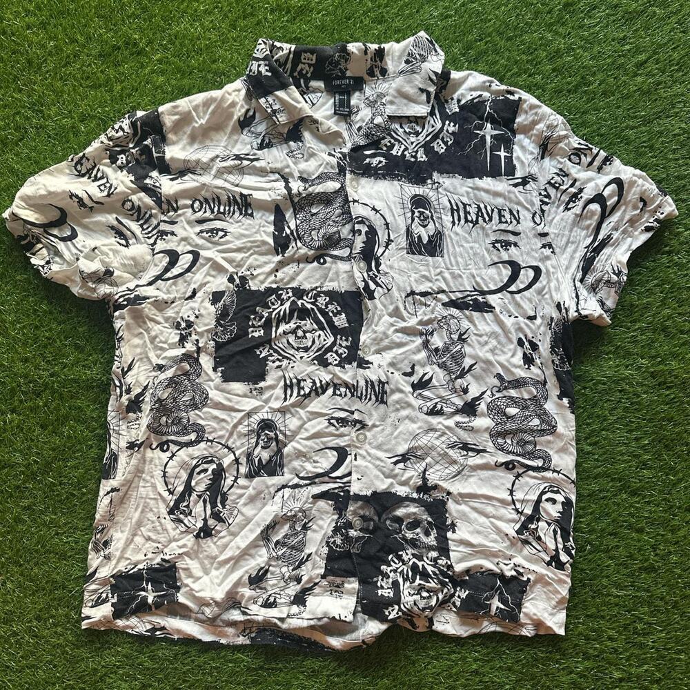 Vintage Forever 21 Printed Button-Up Shirt